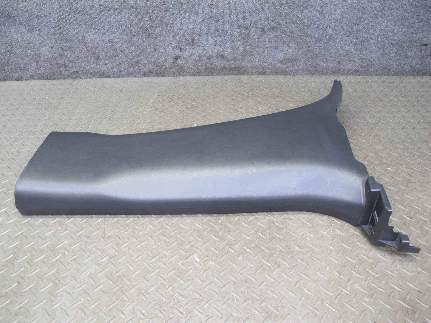 2013-2020 Infiniti JX35 QX60 Left & Right Lower B Pillar Trim Panel Set of 2