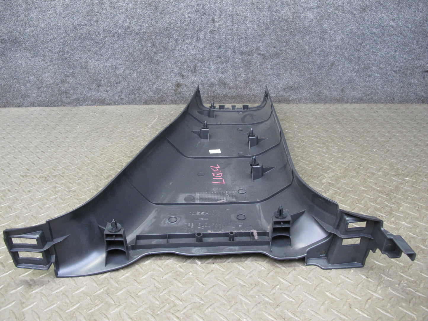 2013-2020 Infiniti JX35 QX60 Left & Right Lower B Pillar Trim Panel Set of 2