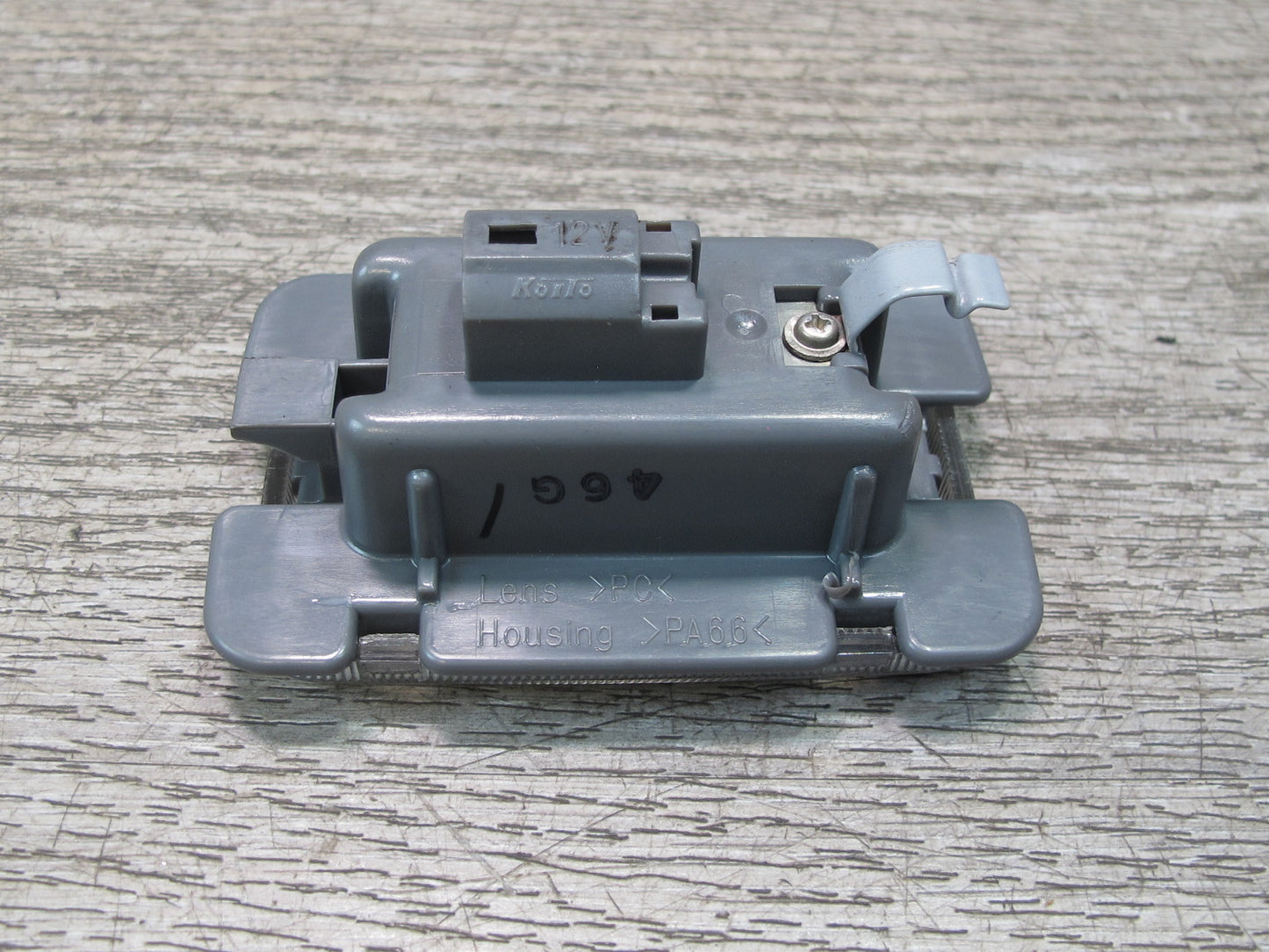 01-06 Lexus UCF30L LS430 Trunk  Interior Light Lamp OEM