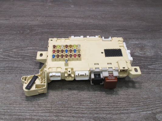 04-06 Lexus UCF30L LS430 Front Right Fuse Relay Junction Box Module OEM