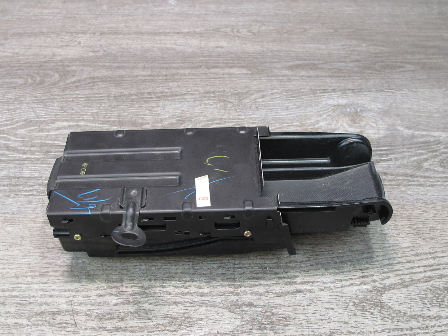 01-06 Lexus UCF30L LS430 Center Console Coin Pocket Tray 58880-50010 OEM