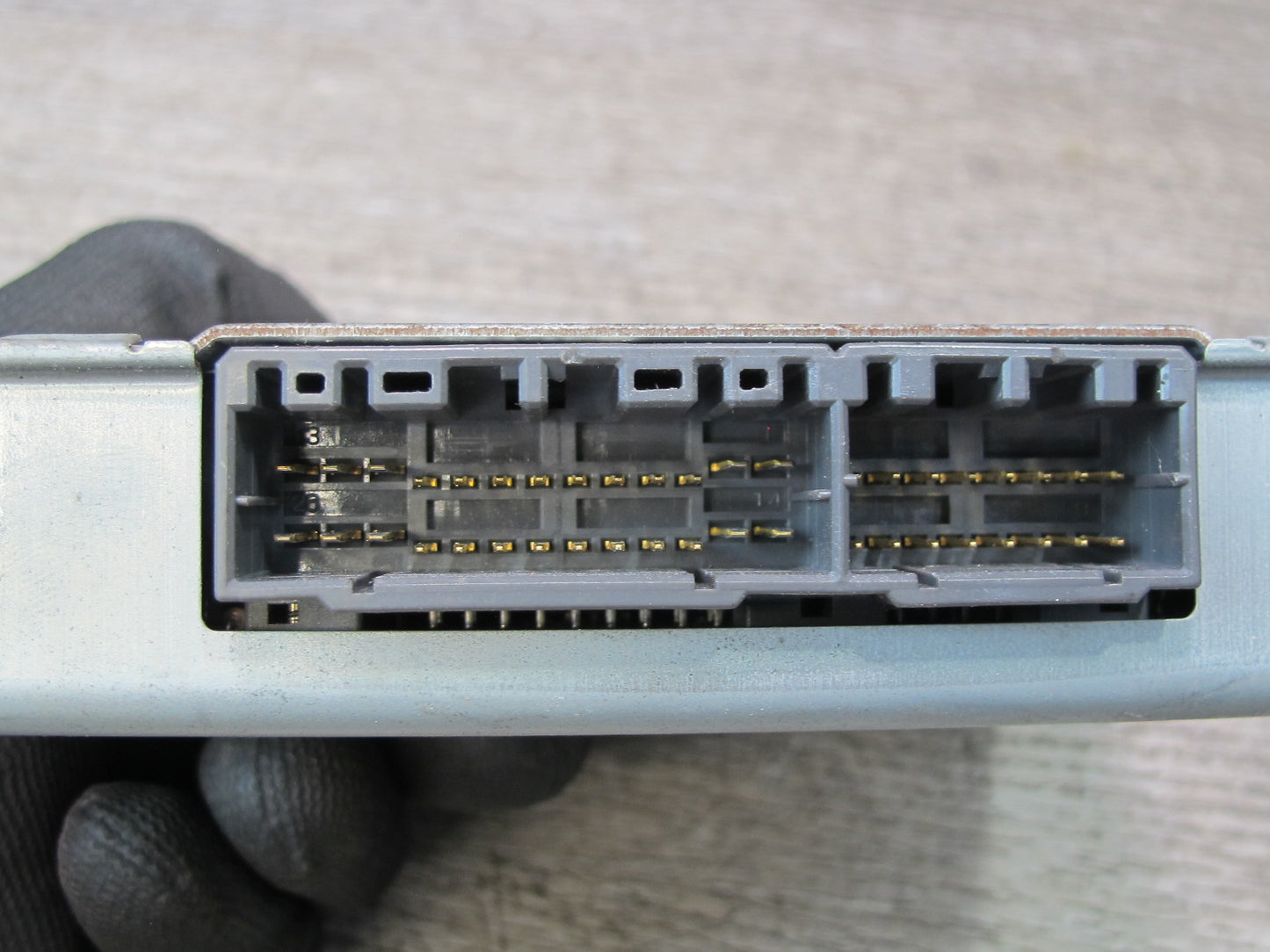 92-96 Lexus JZZ31L SC400 SC300 TRC Traction Control Module Unit 89631-24010 OEM