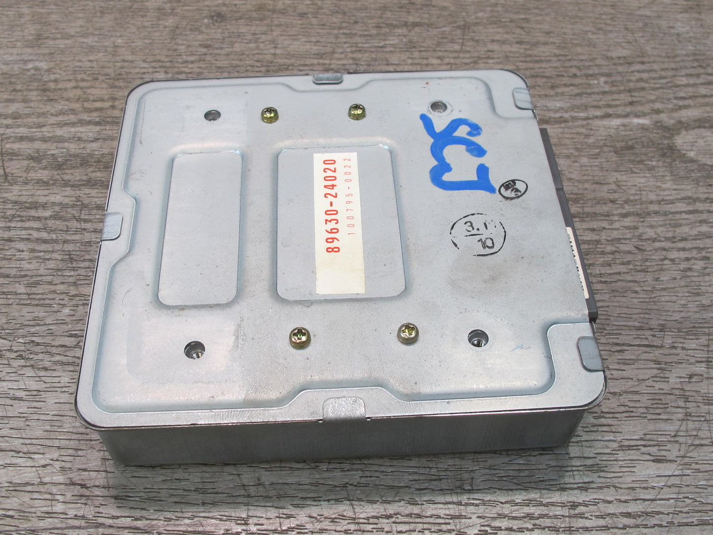 92-96 Lexus JZZ31L SC400 SC300 TRC Traction Control Module Unit 89631-24010 OEM