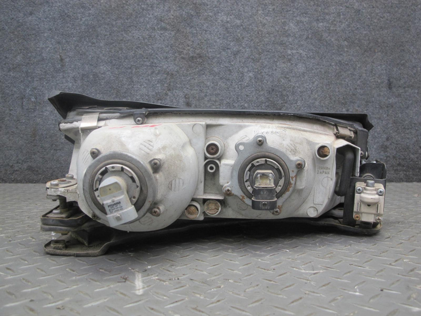 90-96 Nissan Z32 300ZX Front Left Halogen Headlight Lamp OEM