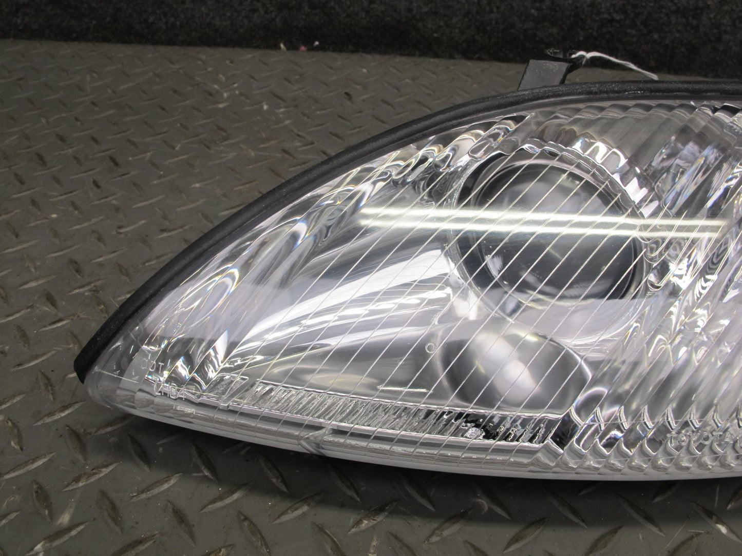 97-98 Lexus UZZ30L SC300 SC400 Front Left Outer Halogen Headlight Lamp OEM