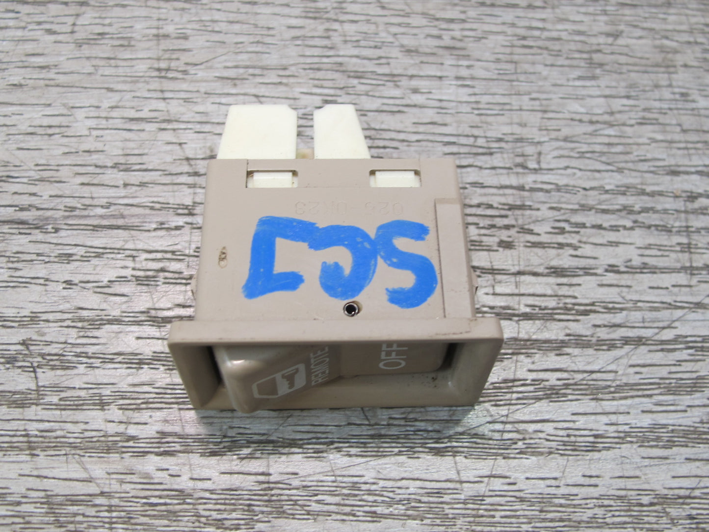 92-00 Lexus JZZ31L SC400 SC300 Door Lock Switch Control Button OEM