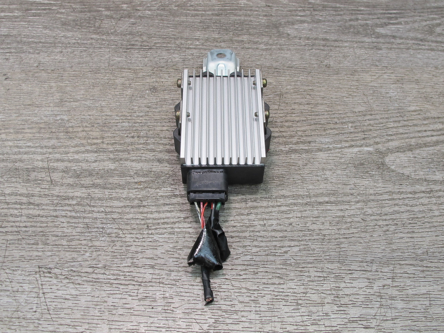 92-00 Lexus JZZ31L SC400 SC300 Fuel Pump Control Module 89570-24010 OEM