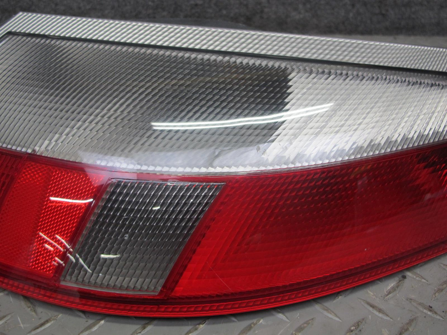 2001-2005 Porsche 911 996 Rear Right Pass Side Tail Light Brake Lamp