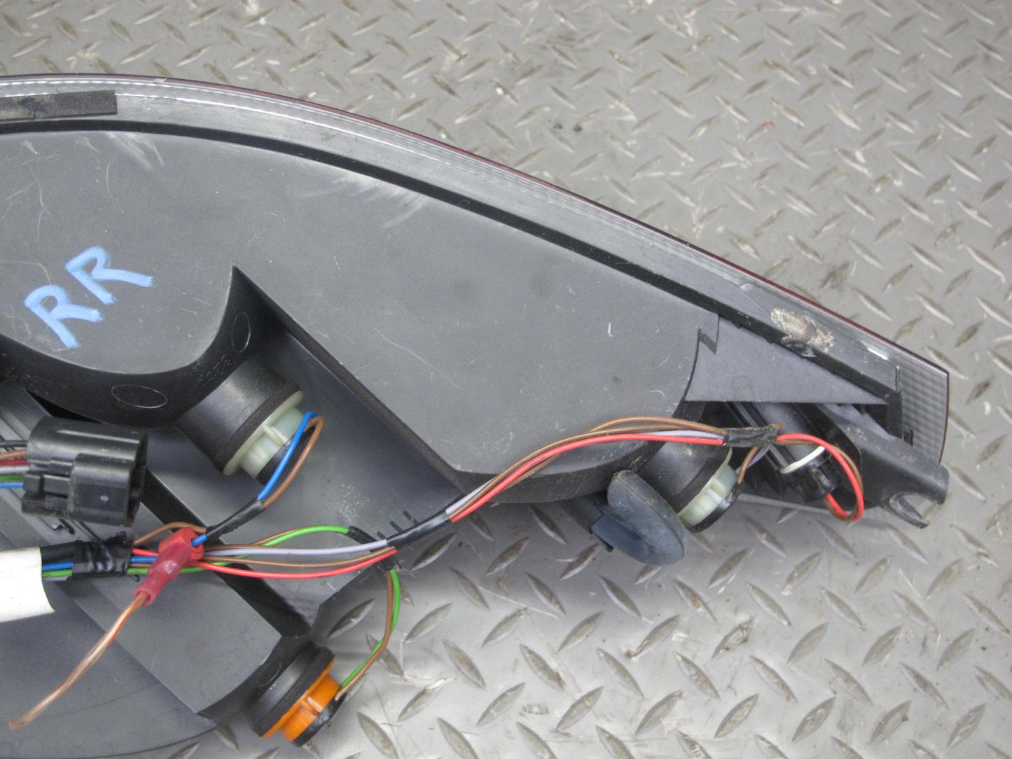 2001-2005 Porsche 911 996 Rear Right Pass Side Tail Light Brake Lamp