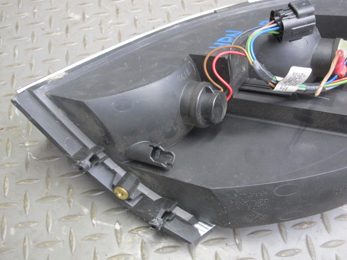 2001-2005 Porsche 911 996 Rear Right Pass Side Tail Light Brake Lamp