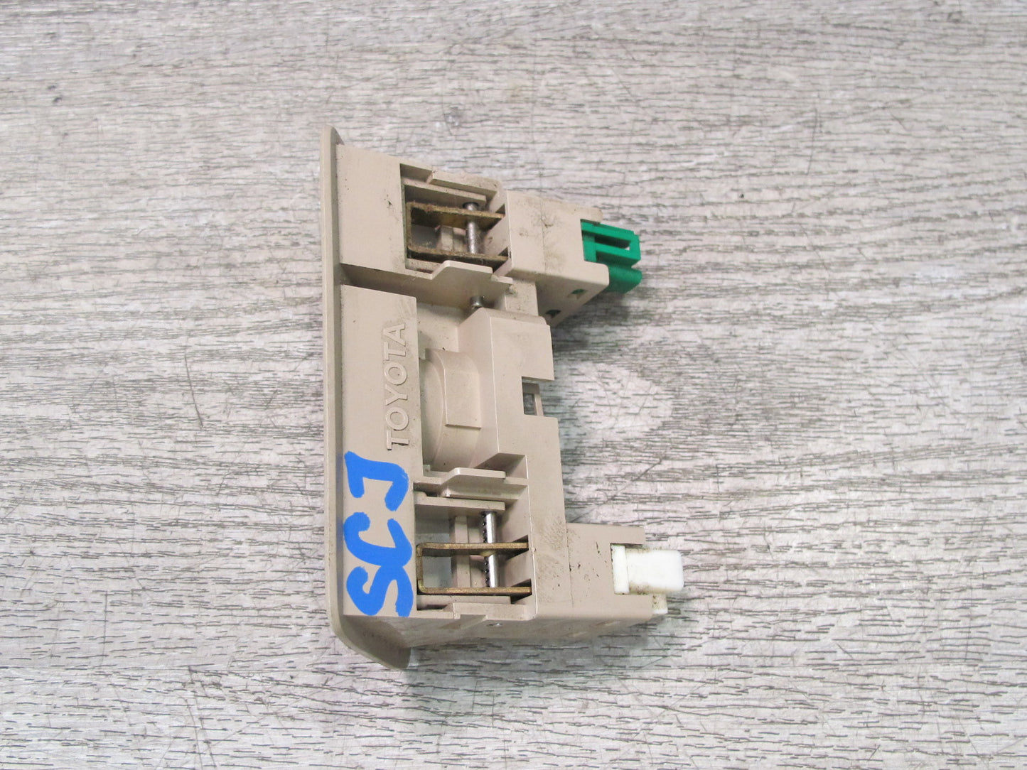 92-00 Lexus JZZ31L SC400 SC300 Fuel Door & Trunk Open Button Switch OEM