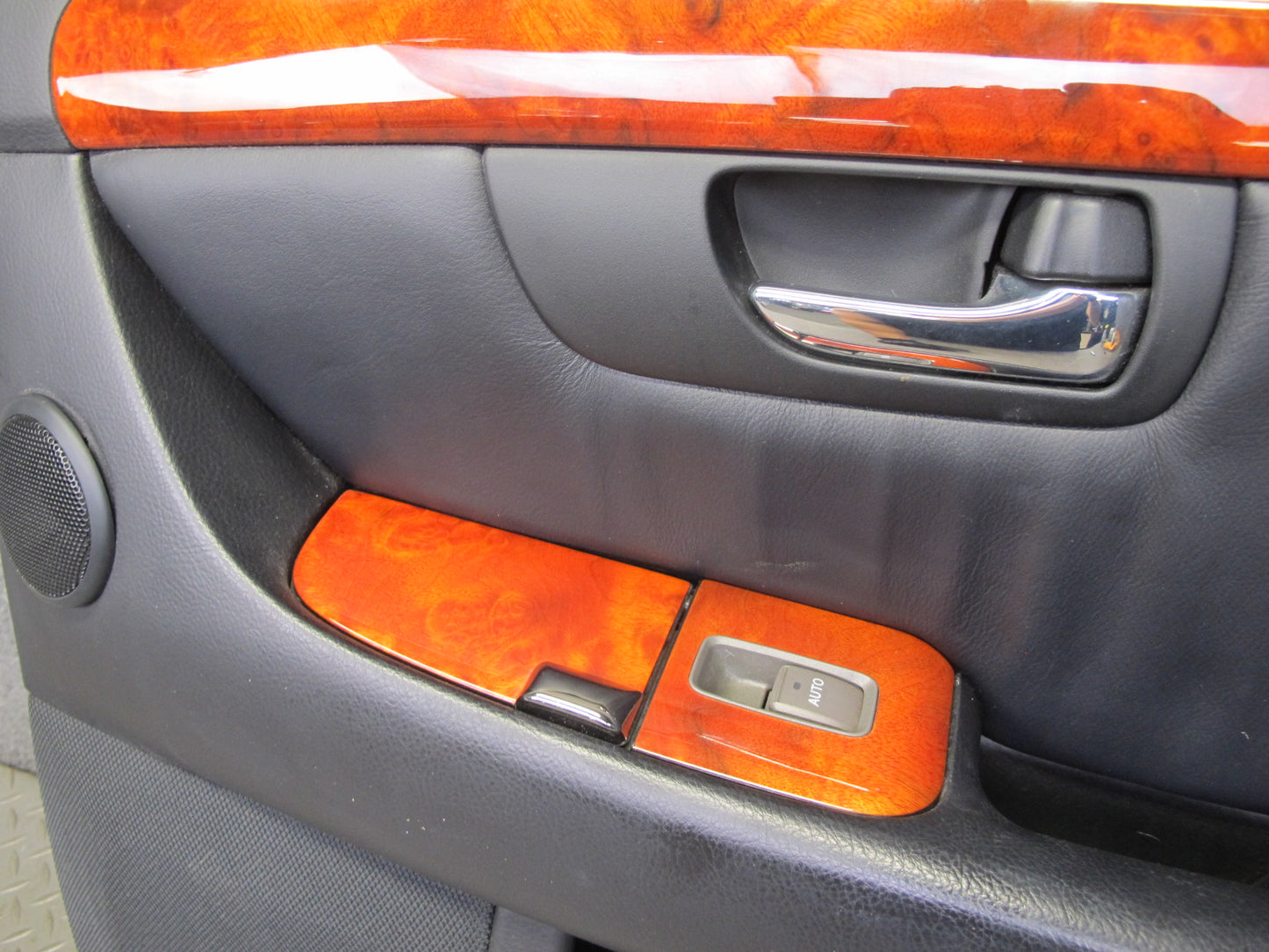 04-06 Lexus UCF30L LS430 Set of 2 Rear Door Interior Trim Cover Panel Black OEM