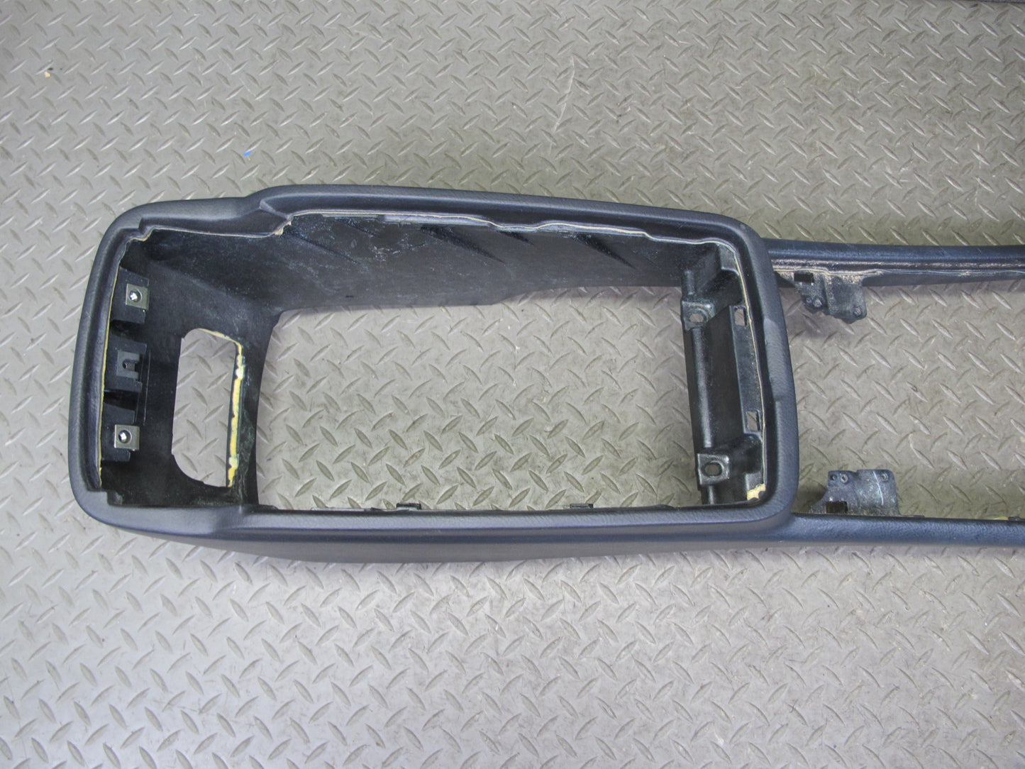 04-06 Lexus UCF30L LS430 Front Center Console Trim Cover Panel Black OEM