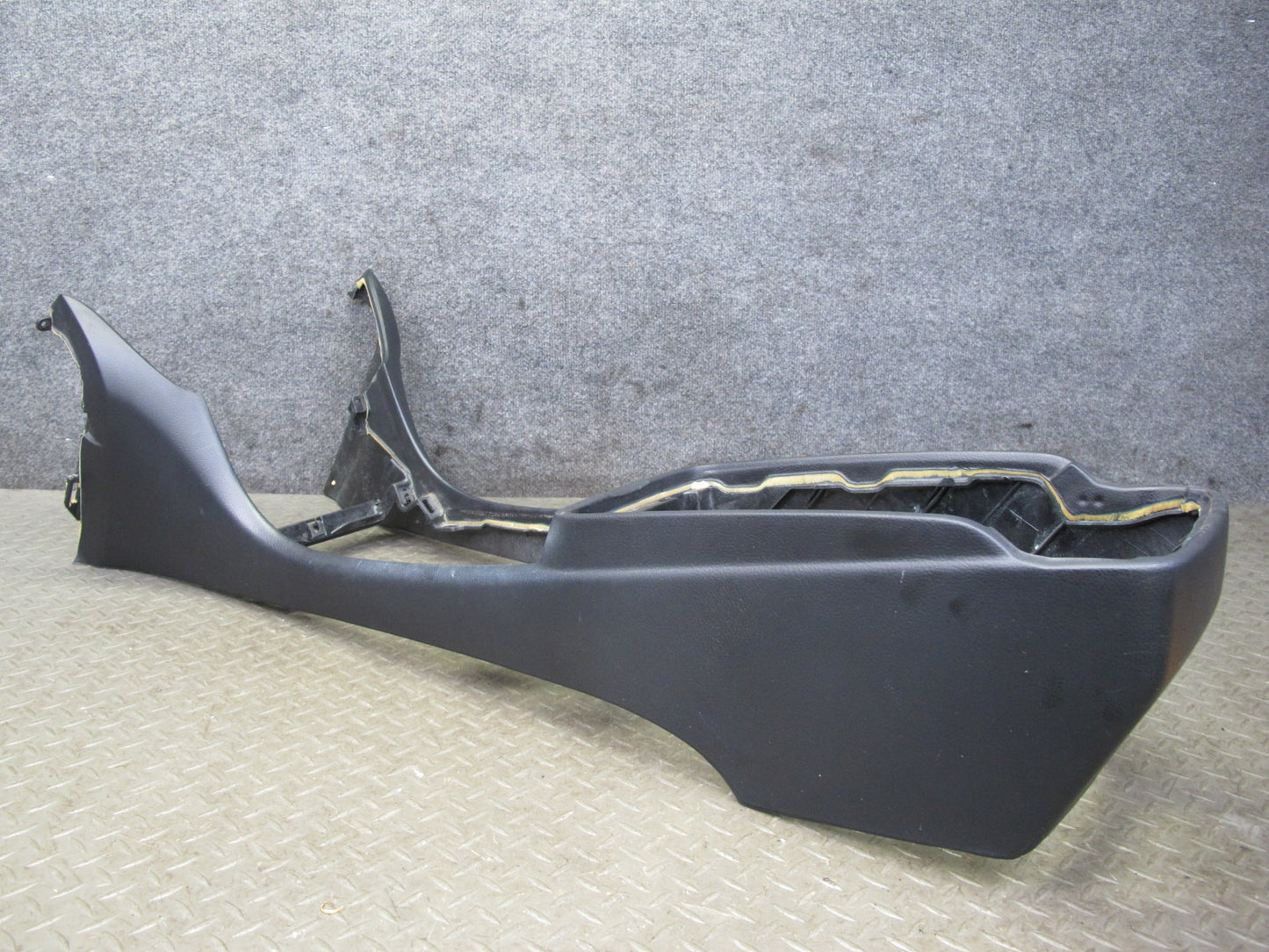 04-06 Lexus UCF30L LS430 Front Center Console Trim Cover Panel Black OEM
