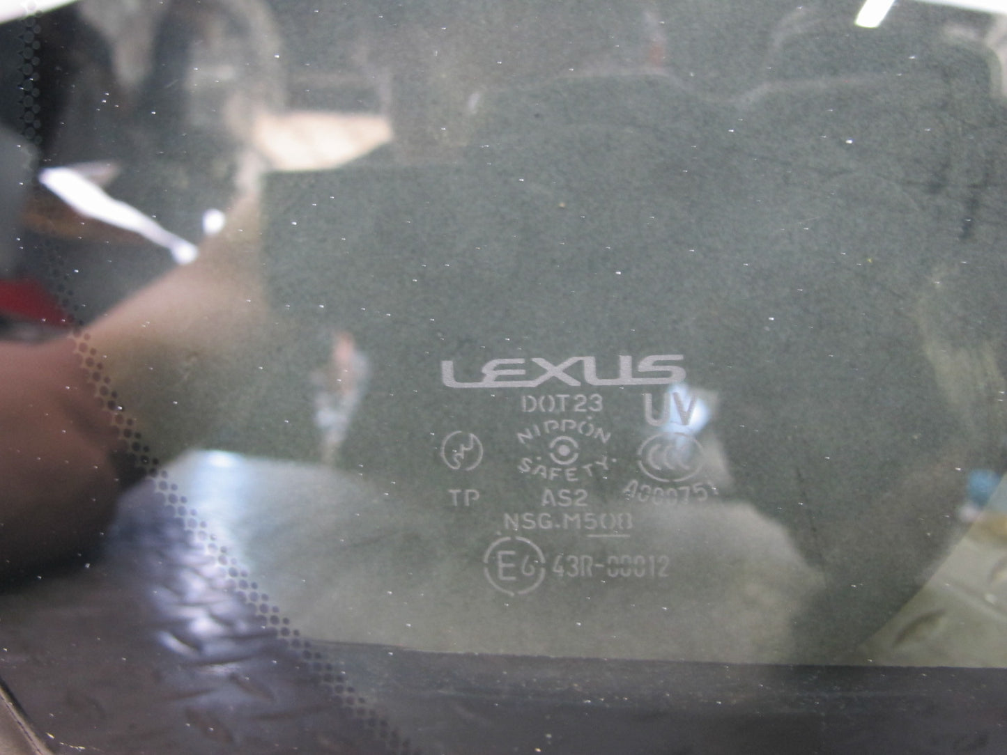 01-06 Lexus UCF30L LS430 Rear Right Door Fixed Glass Window OEM