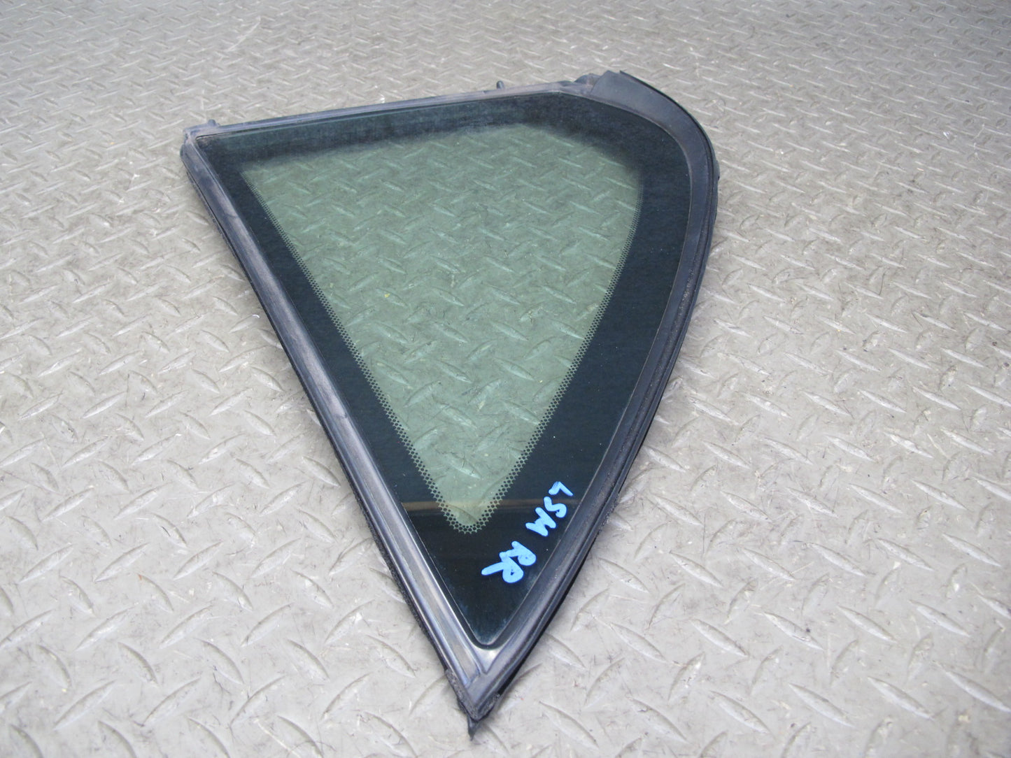 01-06 Lexus UCF30L LS430 Rear Right Door Fixed Glass Window OEM