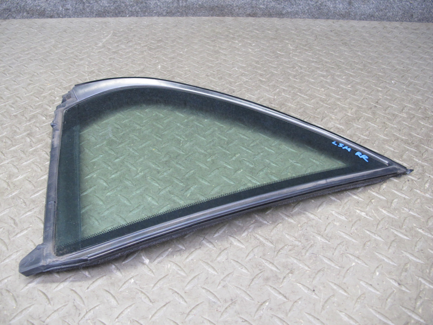 01-06 Lexus UCF30L LS430 Rear Right Door Fixed Glass Window OEM