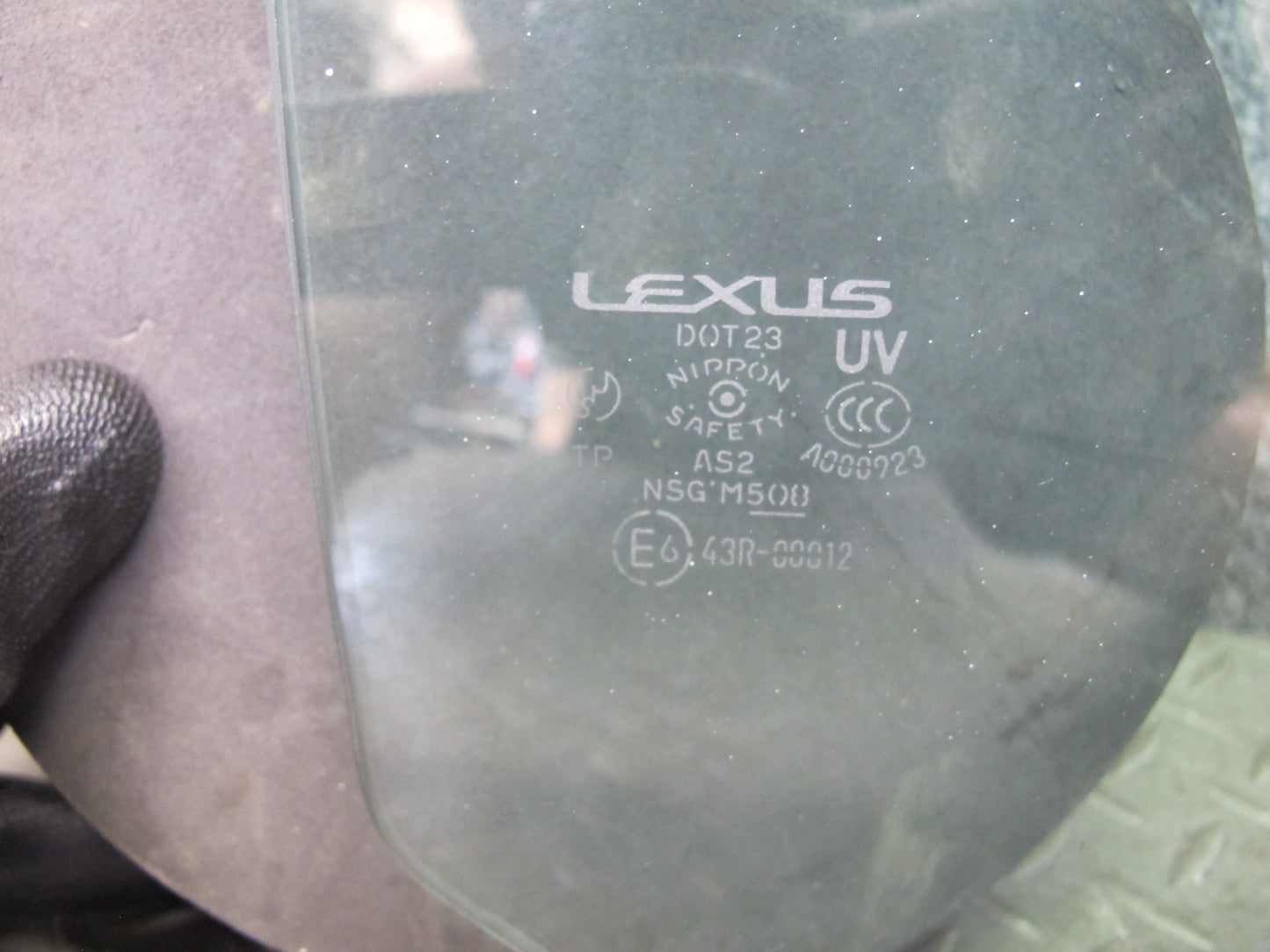 01-06 Lexus UCF30L LS430 Rear Right Door Glass Window OEM