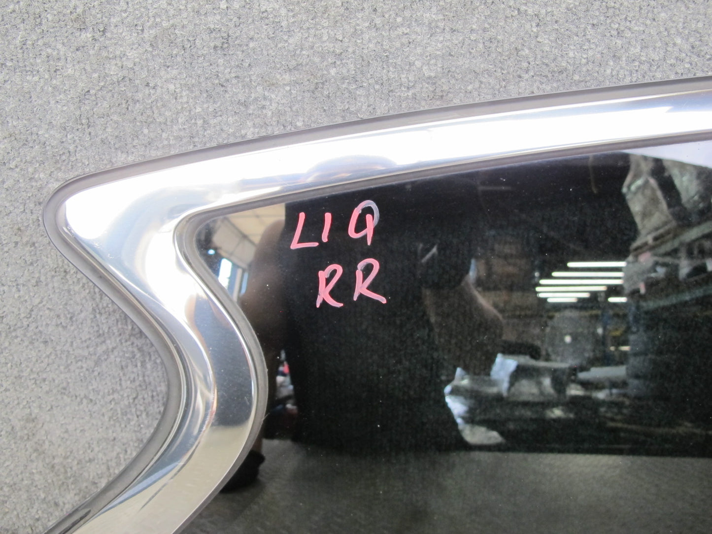 2014-2017 Infiniti QX60 Rear Right Quarter Glass Window