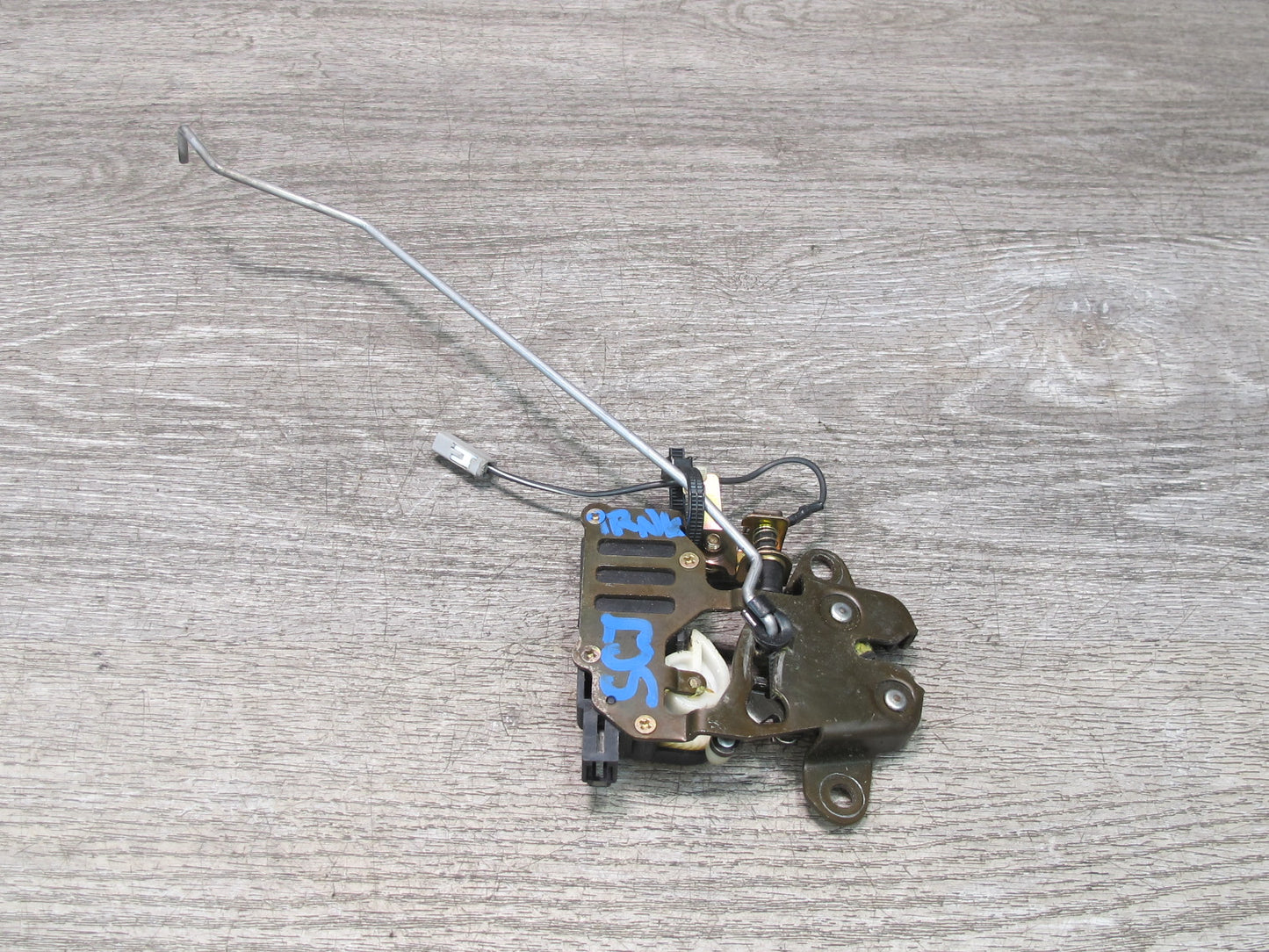 92-00 Lexus JZZ31L SC400 SC300 Rear Trunk Lid Lock Latch Actuator OEM