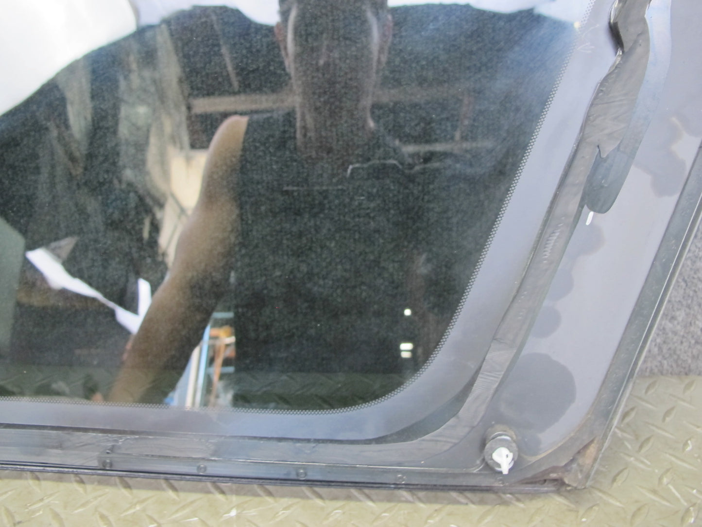 2014-2017 Infiniti QX60 Rear Left Quarter Glass Window