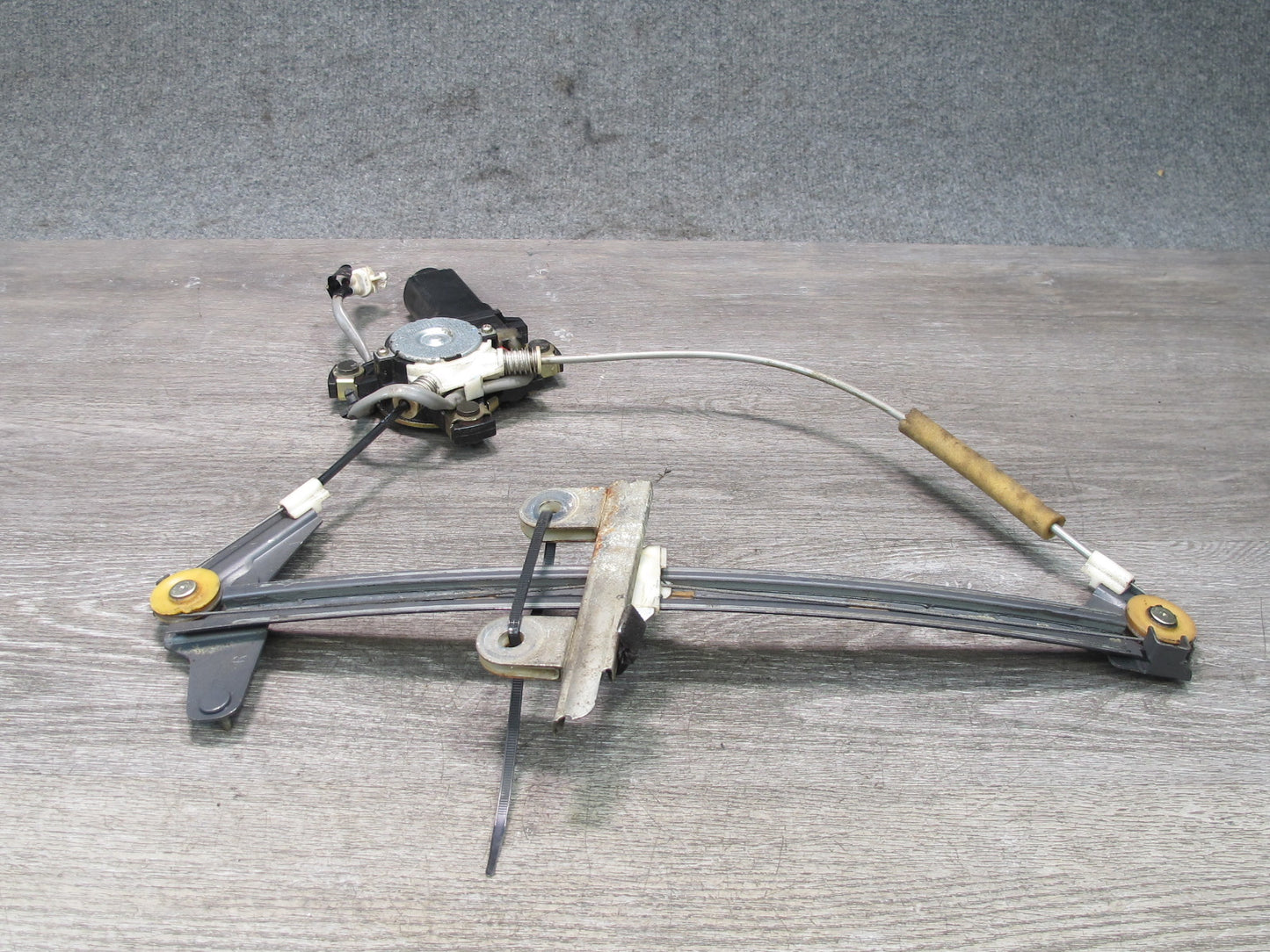 92-94 Lexus JZZ31L SC400 SC300 Right Passenger Door Window Regulator w Motor OEM