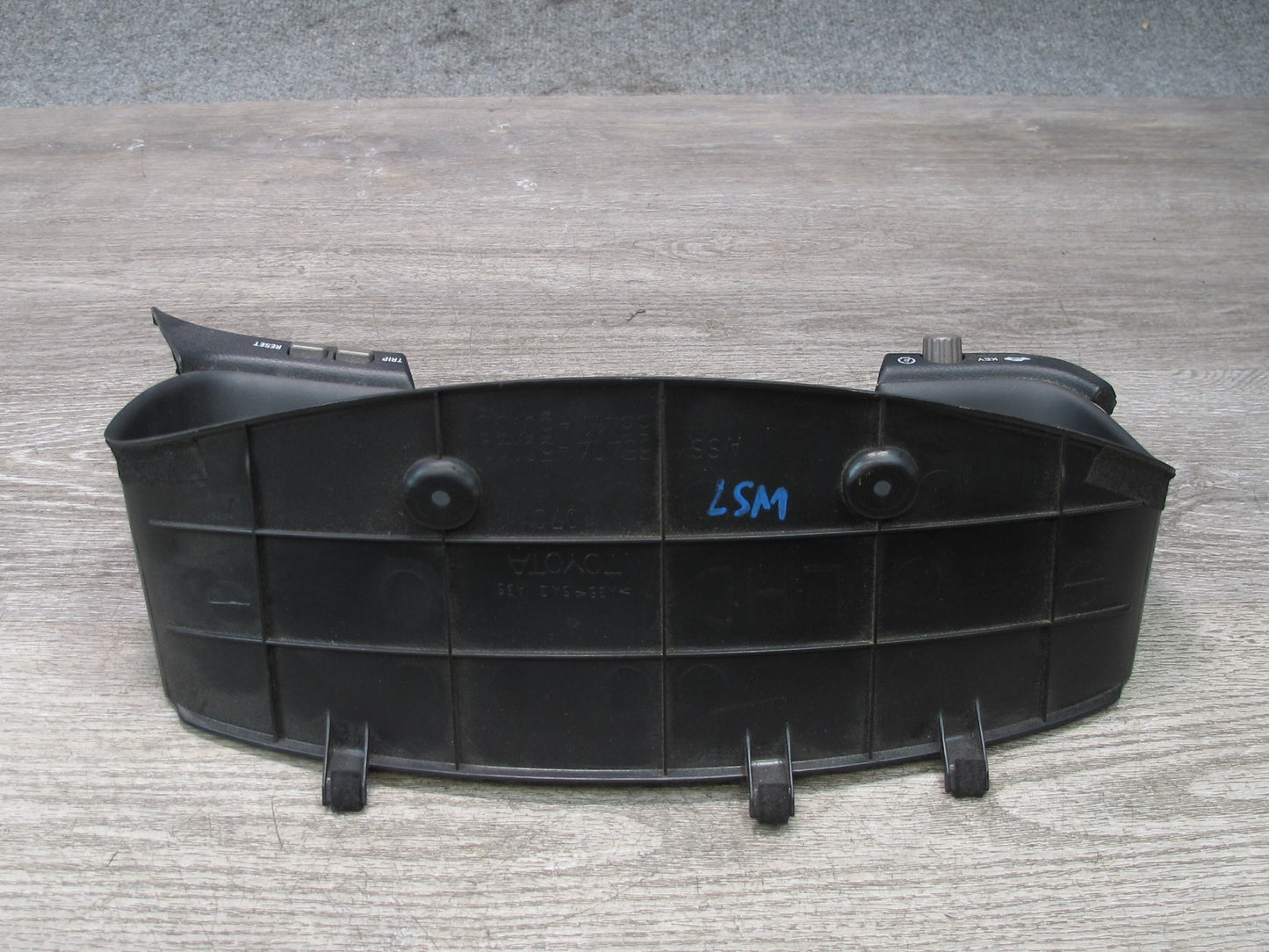 01-06 Lexus UCF30L LS430 Dash Instrument Cluster Speedometer Trim w Switches OEM