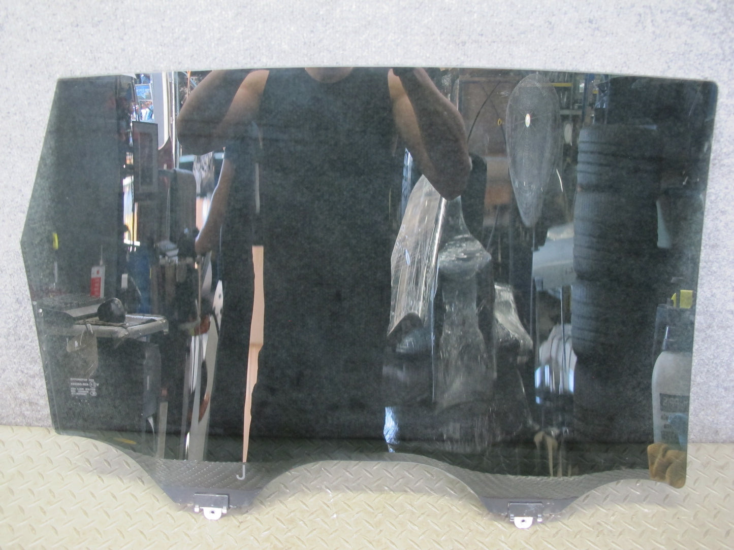 2014-2017 Infiniti QX60 Rear Left Door Glass Window