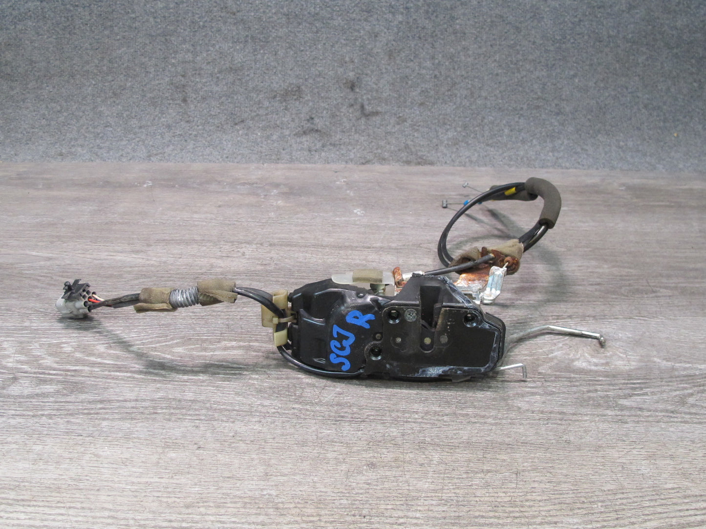 92-00 Lexus JZZ31L SC400 SC300 Front Right Pass Door Lock Latch Actuator OEM