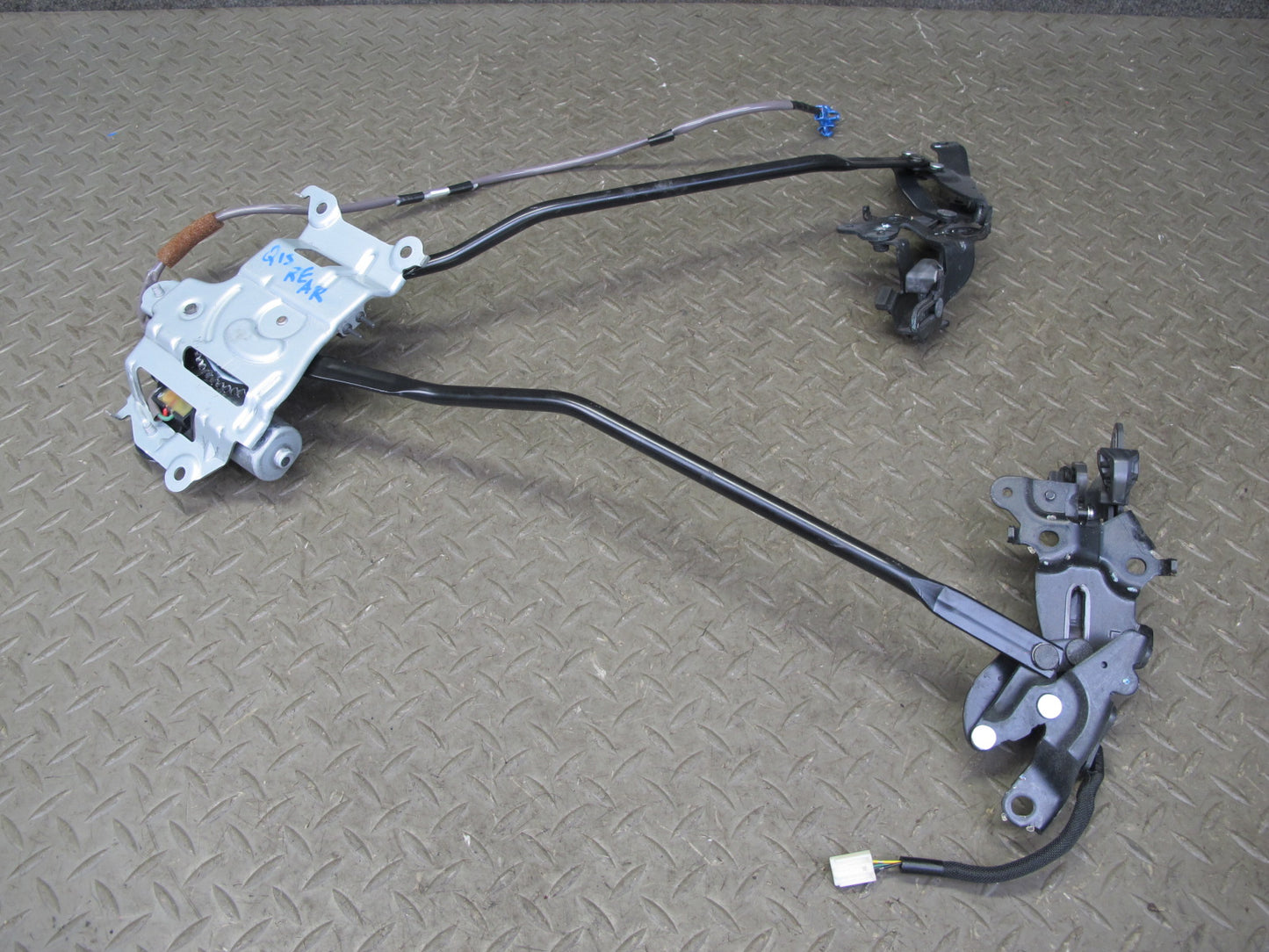 10-15 Lexus IS350 IS250 Convertible Rear Trunk Roof Lock Latch Motor Assy OEM