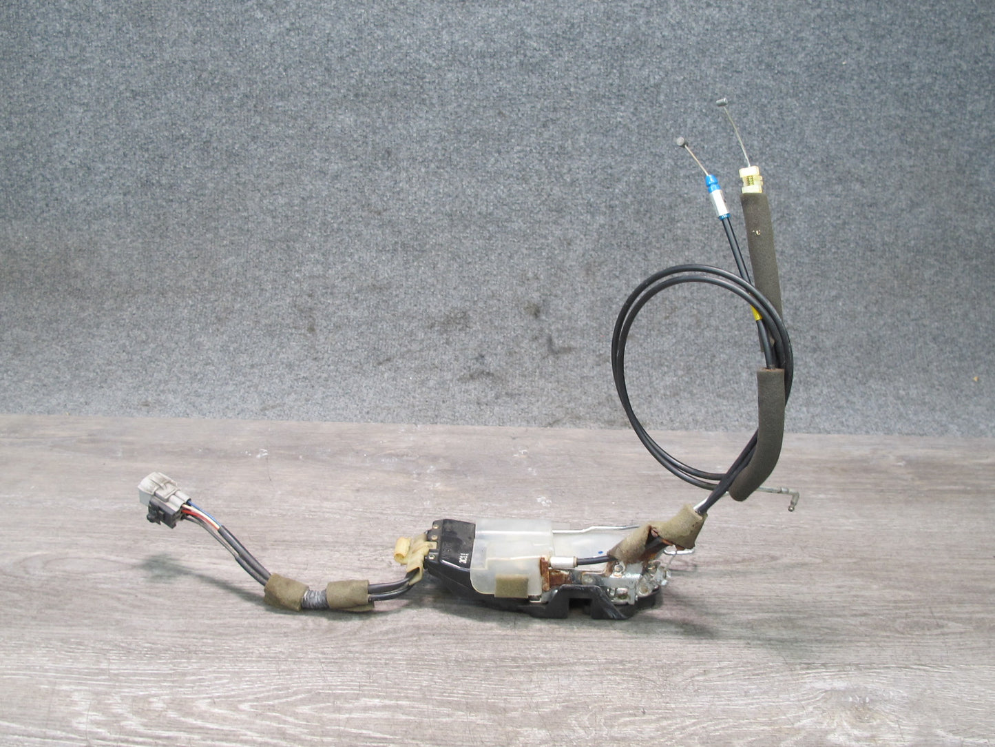 92-00 Lexus JZZ31L SC400 SC300 Front Right Pass Door Lock Latch Actuator OEM