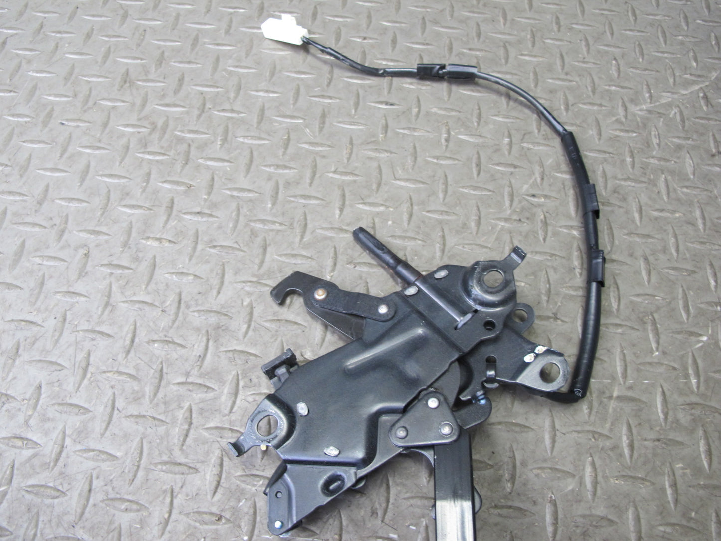 10-15 Lexus IS350 IS250 Convertible Front Trunk Roof Lock Latch Motor Assy OEM
