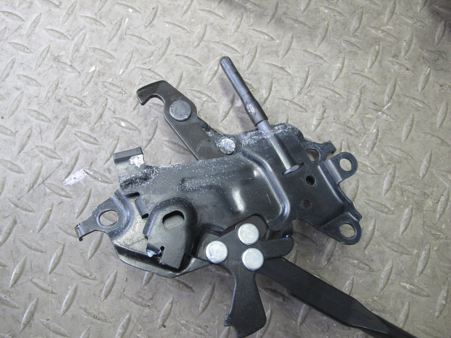 10-15 Lexus IS350 IS250 Convertible Front Trunk Roof Lock Latch Motor Assy OEM