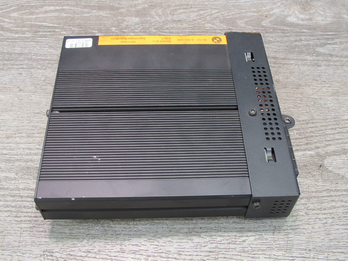 00-02 BMW E36/7 Z3 Roadster Harman Kardon Hi-fi Audio Amplifier AMP 6902840 OEM