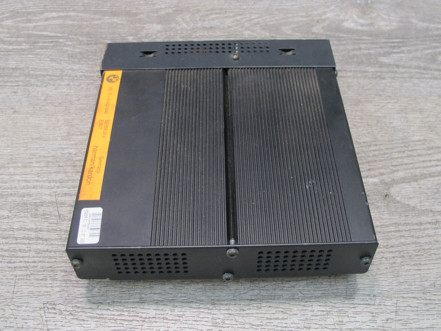 00-02 BMW E36/7 Z3 Roadster Harman Kardon Hi-fi Audio Amplifier AMP 6902840 OEM