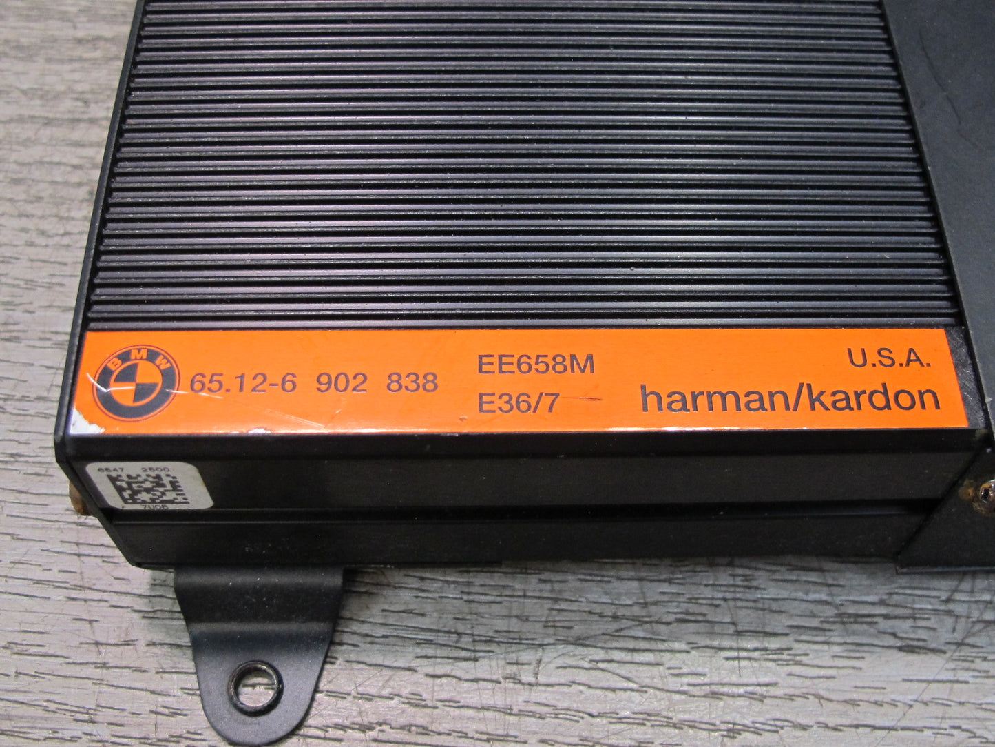 00-02 BMW E36/7 Z3 Roadster Harman Kardon Hi-fi Audio Amplifier AMP 6902838 OEM