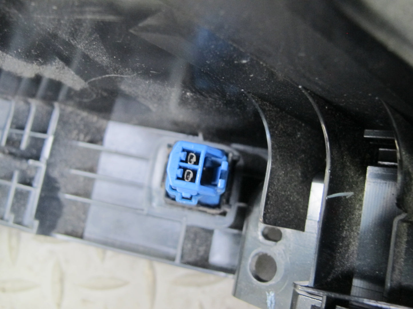 06-11 Lexus IS350 IS250 Dash Glove Box Compartment Storage Black 55550-53060 OEM