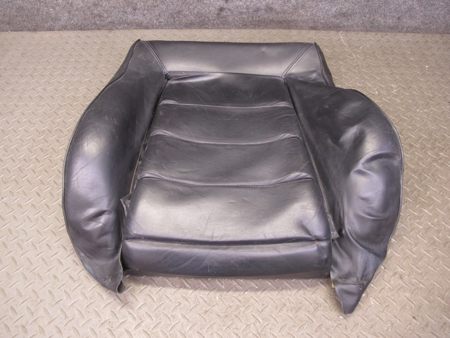 86-88 Volkswagen Scirocco MK2 Front Right Seat Upper Leather Cushion Black OEM