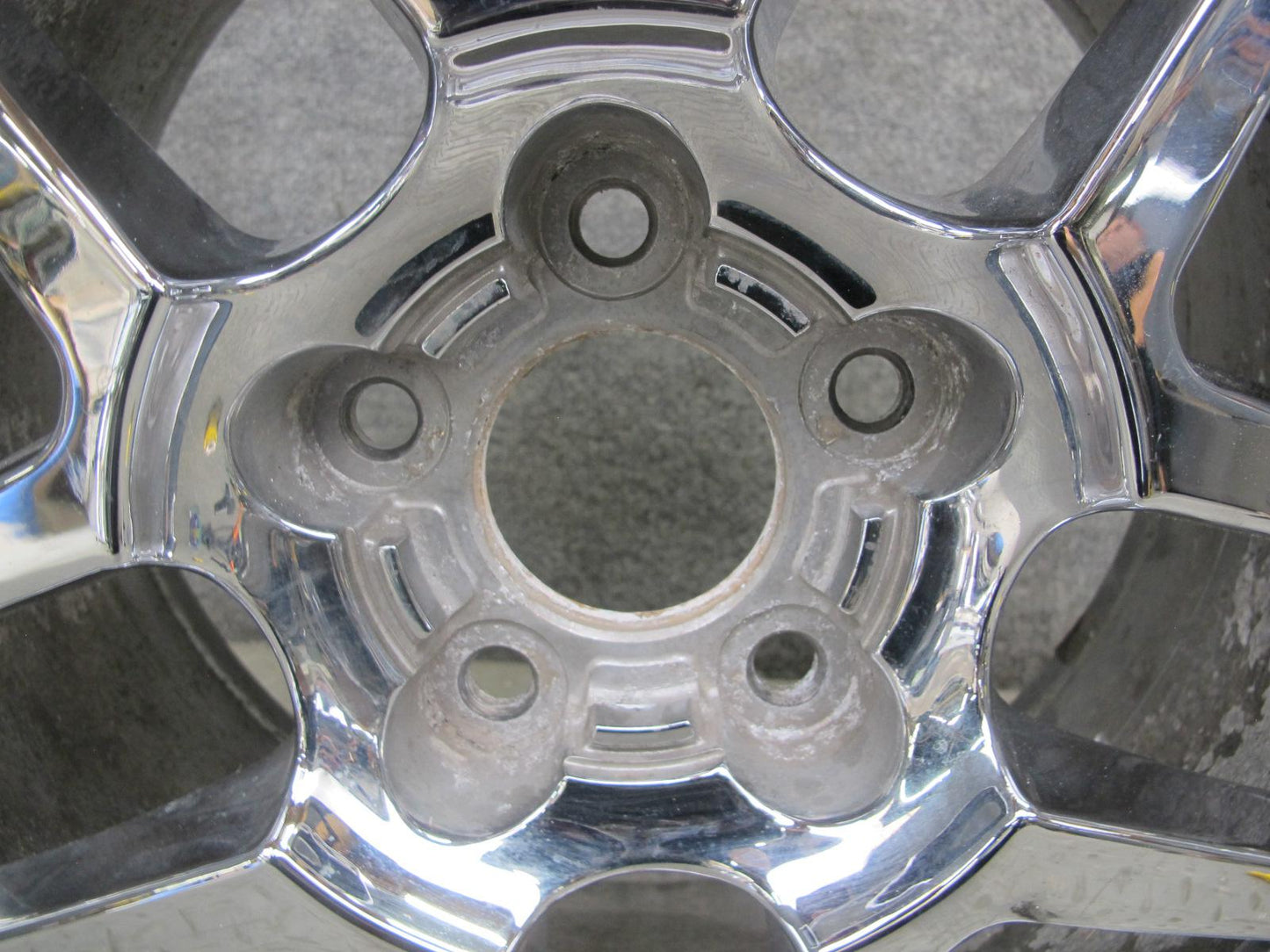 97-04 Chevrolet Corvette C5 Aftermarket R18" Chrome Alloy Wheel Rim 18x9.5J ET65