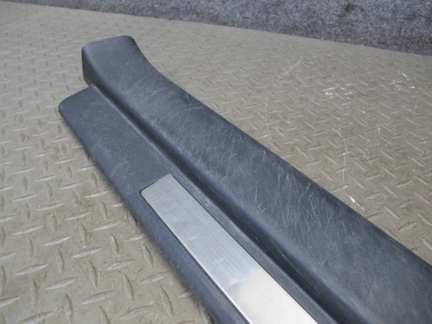 10-15 Lexus IS350 IS250 Convertible Left Side Door Sill Scuff Plate w Light OEM