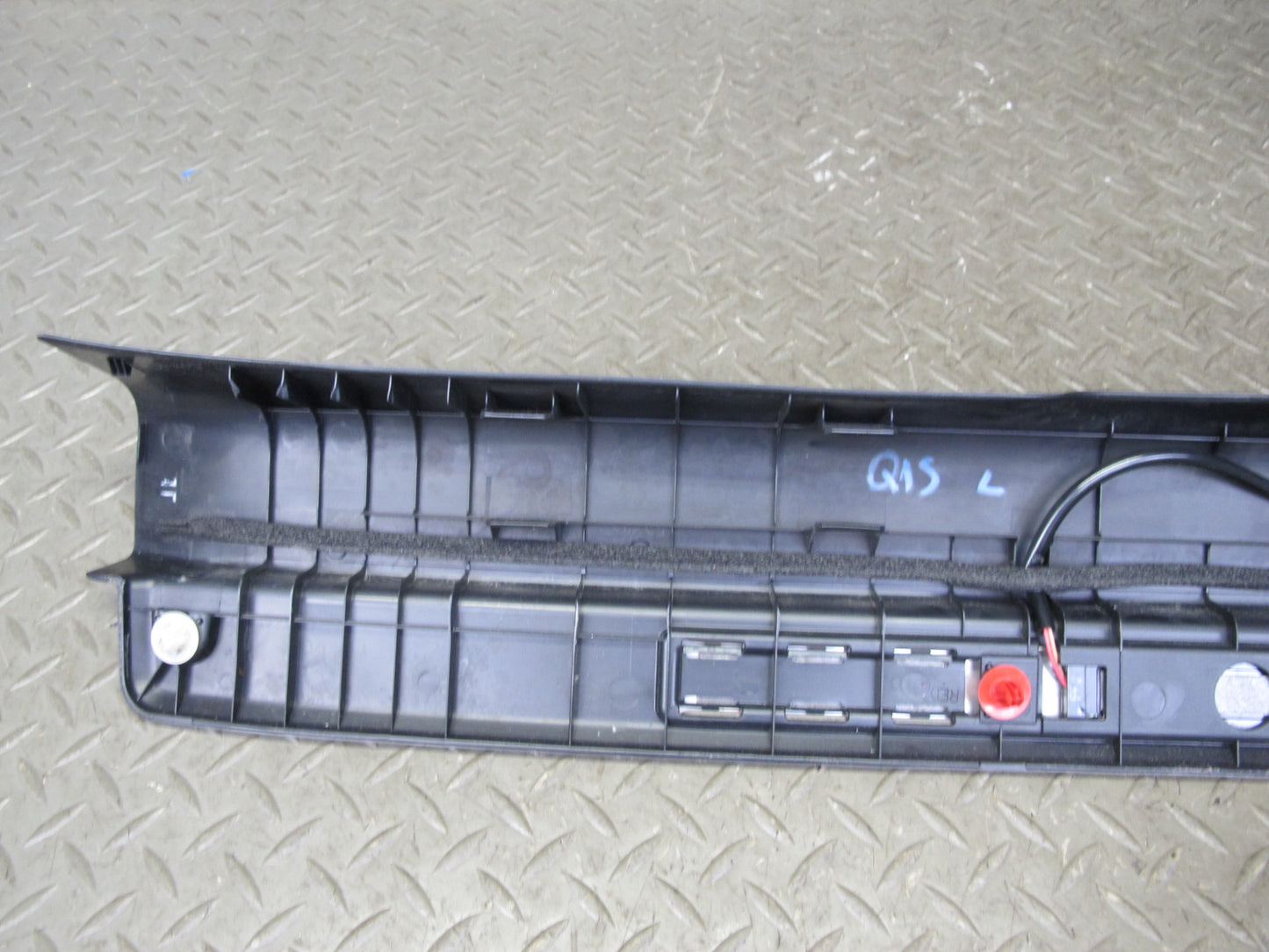 10-15 Lexus IS350 IS250 Convertible Left Side Door Sill Scuff Plate w Light OEM