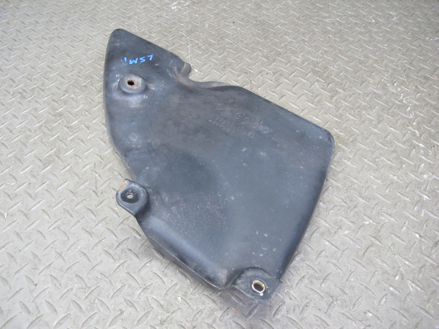 01-06 Lexus UCF30L LS430 Rear Right Differential Shield Trim Panel OEM