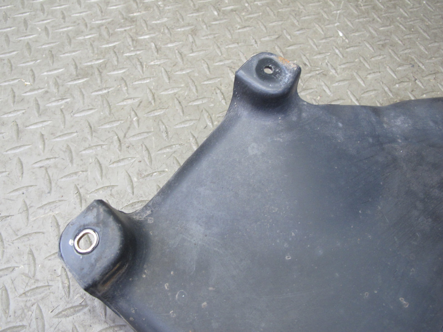 01-06 Lexus UCF30L LS430 Rear Right Differential Shield Trim Panel OEM