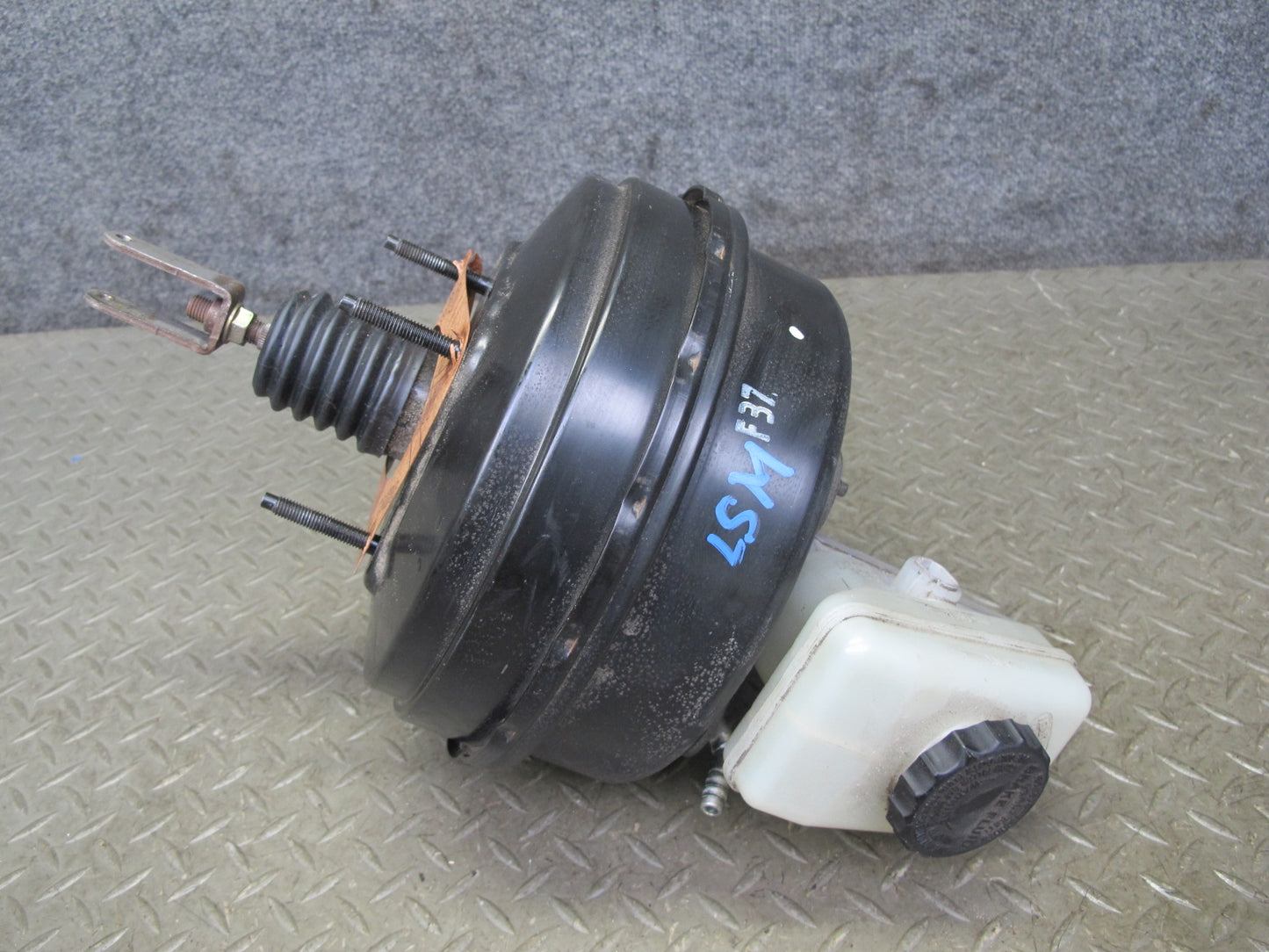 10-15 Lexus IS250 Convert A/T Brake Master Cylinder Booster Fluid Reservoir OEM