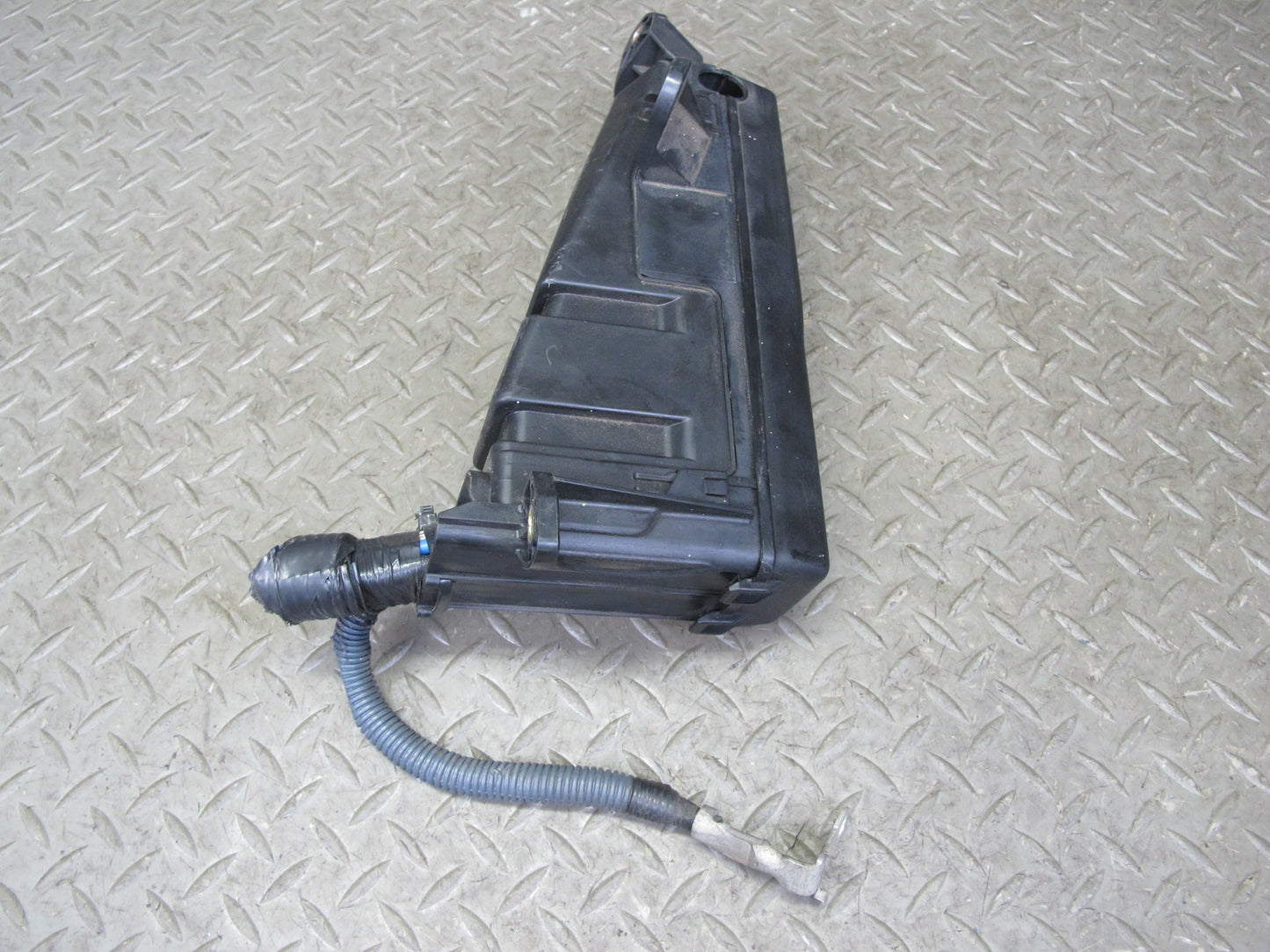 04-06 Lexus UCF30L LS430 Under Hood Junction Relay Fuse Box OEM