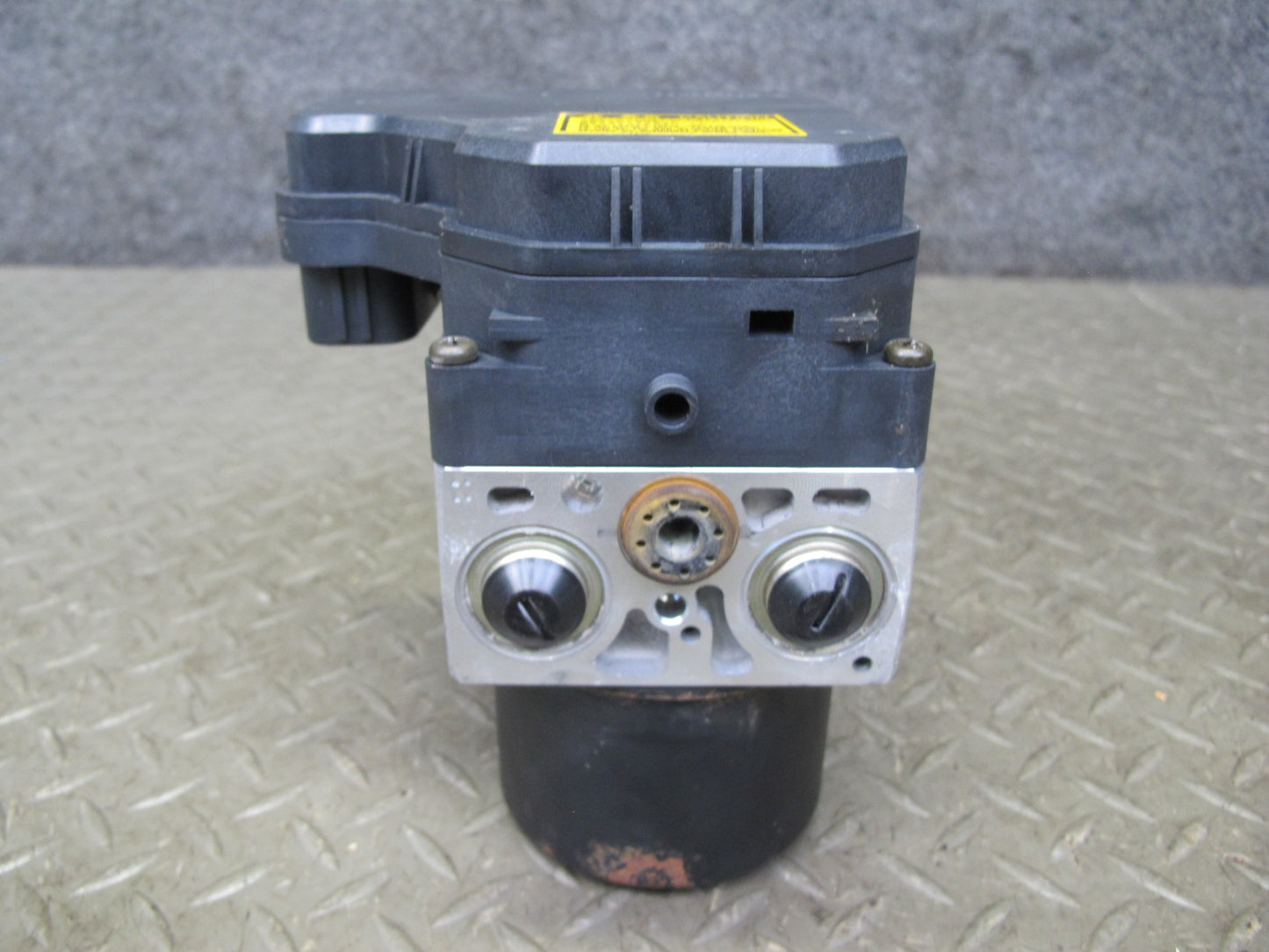 04-06 Lexus UCF30L LS430 Anti Lock Brake ABS Pump Module 44540-50040 OEM