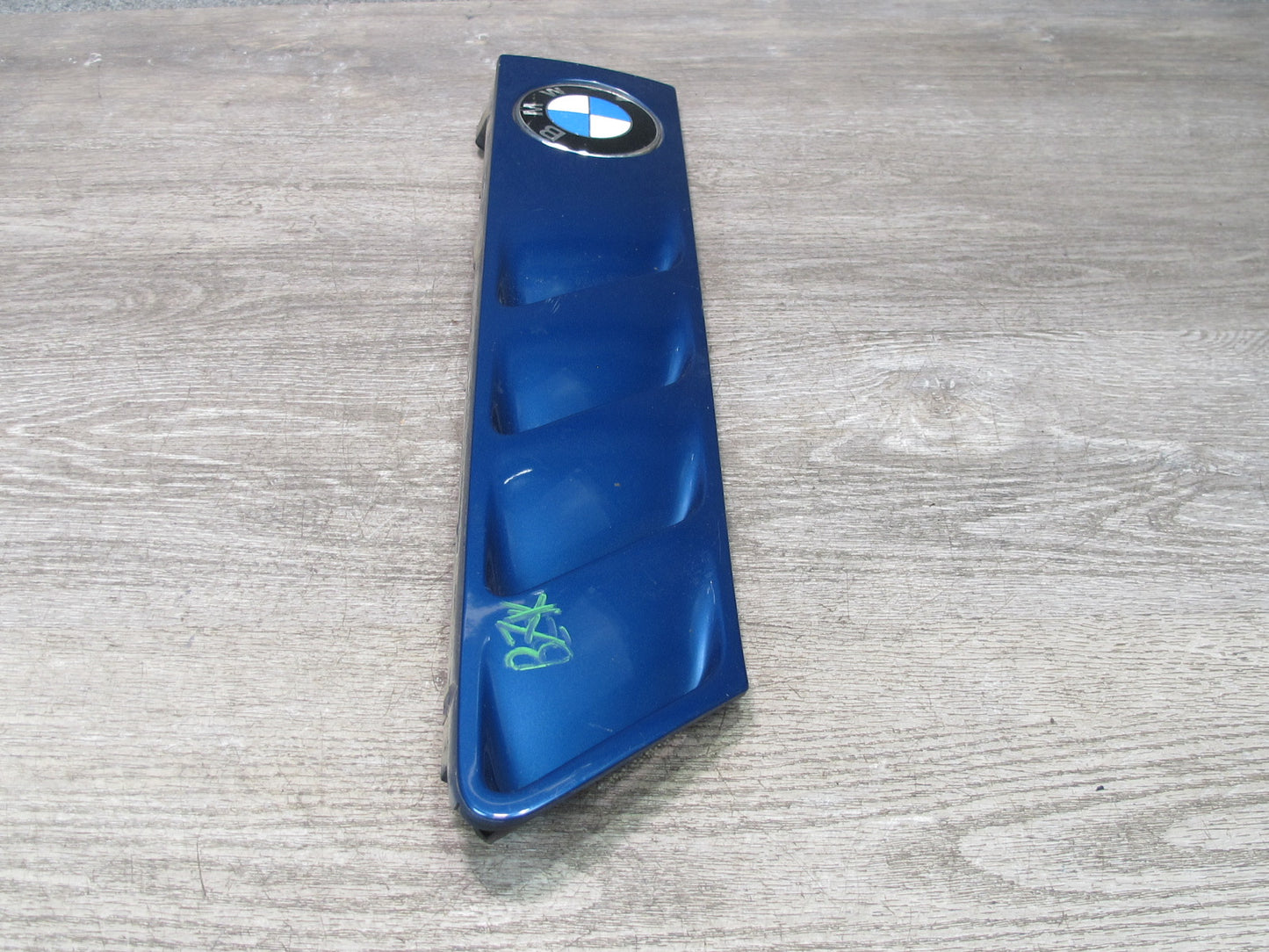 96-02 BMW E36/7 Z3 Set of 2 Front Right & Left Fender Vent Trim Cover Blue OEM