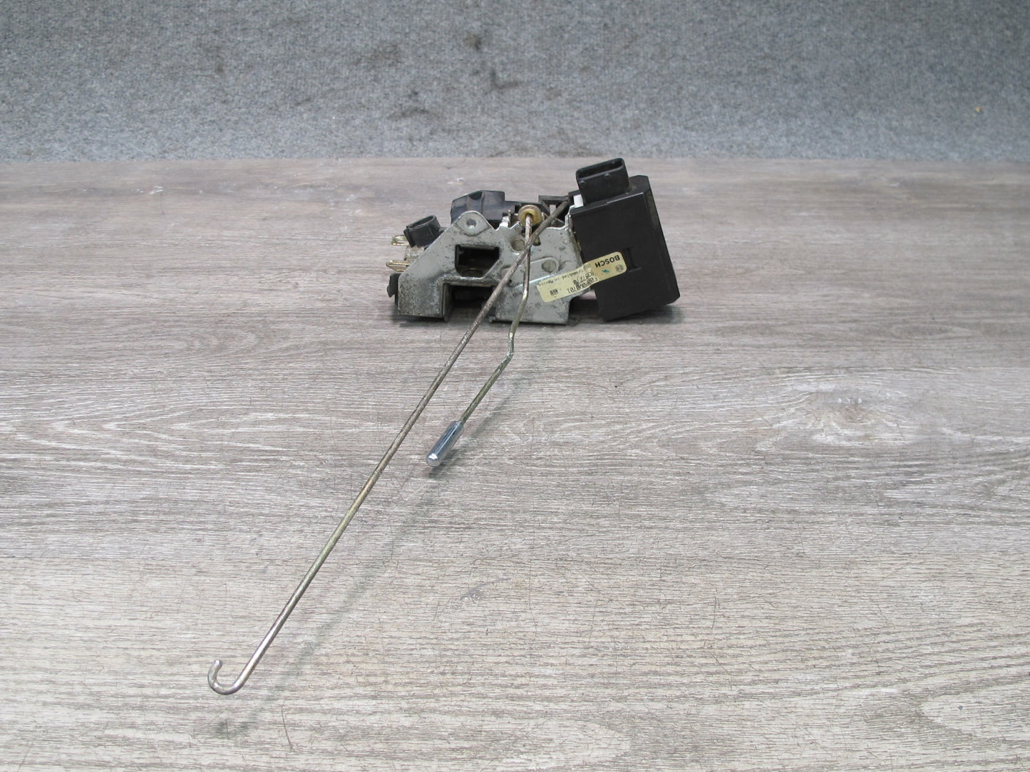96-02 BMW E36/7 Z3 Right Passenger Door Lock Latch Actuator 8397278 OEM