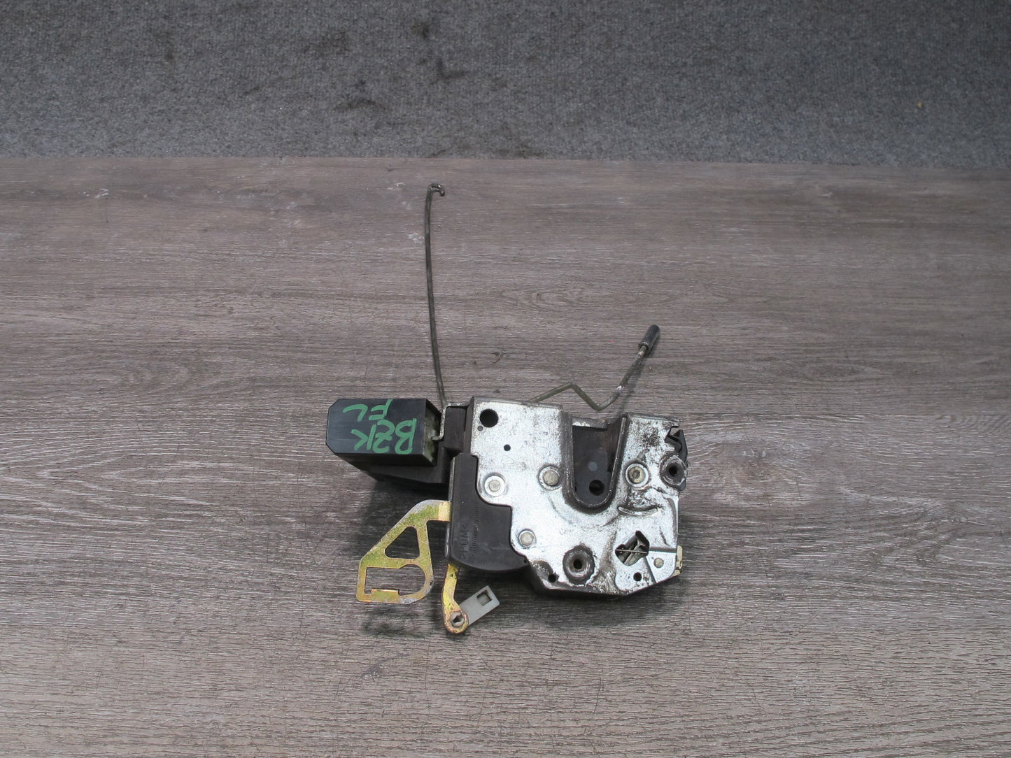 96-02 BMW E36/7 Z3 Left Driver Door Lock Latch Actuator OEM