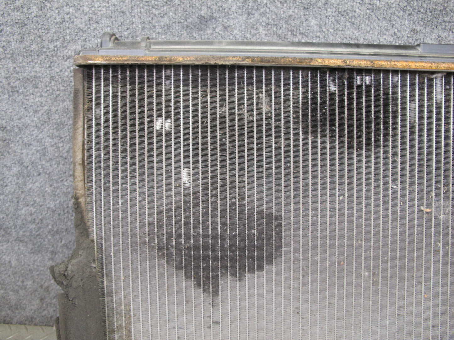 01-06 Lexus LS430 UCF30L Engine Cooling Radiator OEM